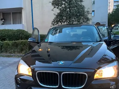 Gebraucht BMW X1 150 PS (110 kW) 2015 Schwarz SUV