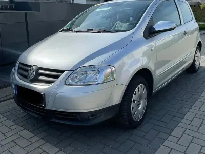 Używany VW Fox 68 KM (50 kW) 2010 Szary Hatchback