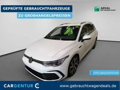 Gebraucht VW Golf VIII R-line 150 PS (110 kW) 2023 Weiß Kombi