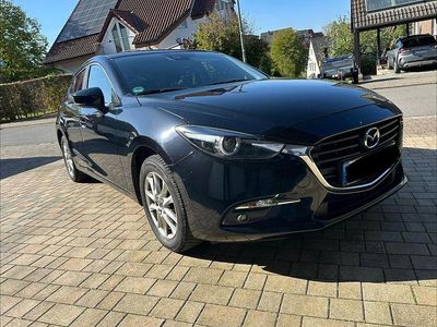 Second-hand Mazda 3 Exclusive-Line 120 CP (88 kW) 2017 Negru Berlinǎ