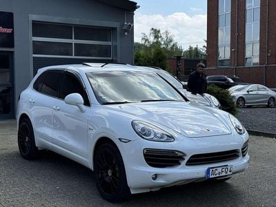Porsche Cayenne S E-Hybrid