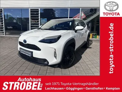Gebraucht Toyota Yaris 116 PS (85 kW) 2022 Weiß Kleinwagen