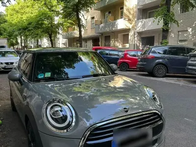Gebraucht Mini Cooper 135 PS (99 kW) 2018 Grau Kleinwagen