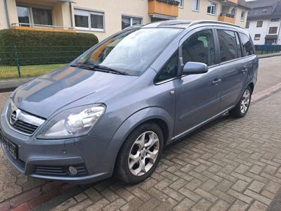 gebraucht Opel Zafira mit tuv