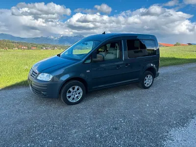 Używany VW Caddy Life 105 KM (77 kW) 2010 Szary Minivan