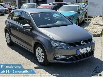 Gebraucht VW Polo Comfortline 90 PS (66 kW) 2015 Pepper grey metallic Kleinwagen