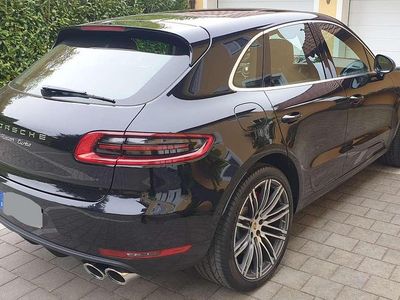 Usata Porsche Macan Turbo Performance Package 441 CV (324 kW) 2017 Nero SUV