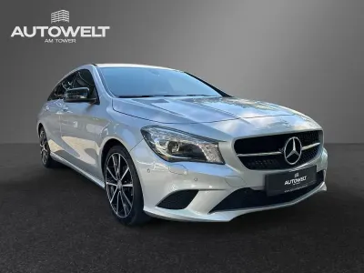 Gebraucht Mercedes CLA180 Shooting Brake 122 PS (89 kW) 2015 Silber Kombi