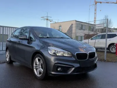 Gebraucht BMW 216 Active Tourer 116 PS (85 kW) 2015 Grau Van / Kleinbus