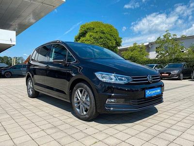 Deep black perleffekt Gebraucht 2022 VW Touran Highline Van / Kleinbus | 27.260 € (Guter Preis)