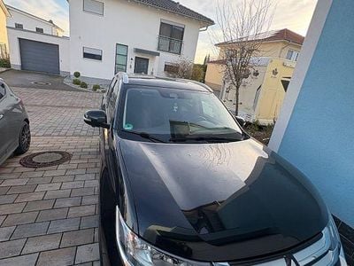 Gebraucht Mitsubishi Outlander Edition 150 PS (110 kW) 2018 Schwarz SUV