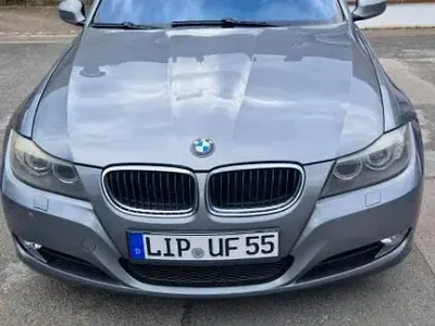Używany BMW 320 177 KM (130 kW) 2009 Szary Kombi