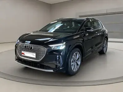 Gebraucht Audi Q4 e-tron Advanced Plus 150 kW (204 PS) 2023 Mythosschwarz metallic SUV