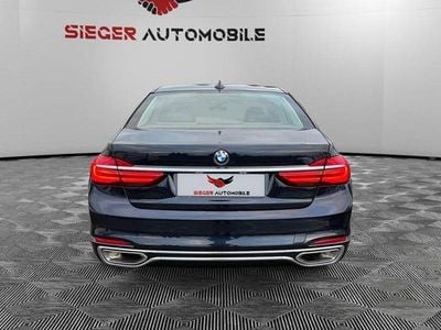 Second-hand BMW 750L Executive 400 CP (294 kW) 2018 Albastru Berlinǎ