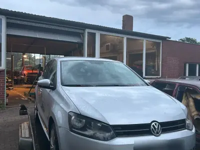 Gebraucht VW Polo Team 65 PS (47 kW) 2010 Silber Kleinwagen