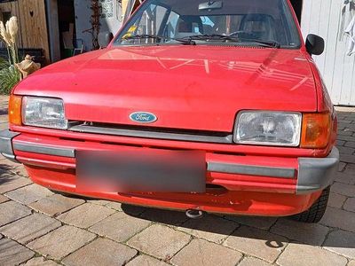 Gebraucht Ford Fiesta 46 PS (33 kW) 1988 Rot Kleinwagen