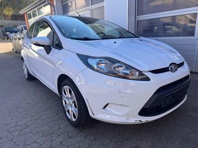Gebraucht Ford Fiesta Trend 60 PS (44 kW) 2009 Weiß Kleinwagen