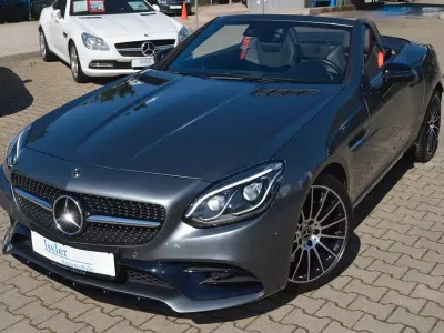 Gebraucht Mercedes SLC200 AMG line 184 PS (135 kW) 2019 Grau Cabrio