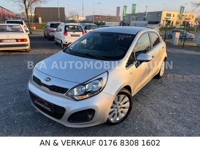Gebraucht Kia Rio DREAM-TEAM Edition 86 PS (63 kW) 2013 Silber Kleinwagen