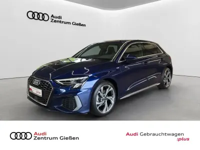 Gebraucht Audi A3 S-Line 150 PS (110 kW) 2023 Navarrablau metallic Limousine