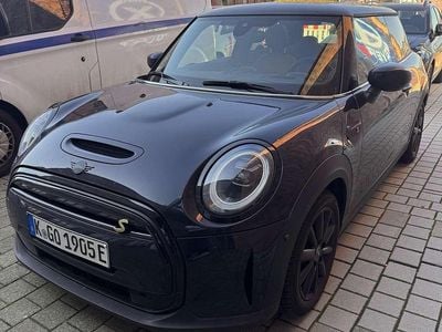 Second-hand Mini Cooper SE 135 kW (184 CP) 2022 Albastru Hatchback