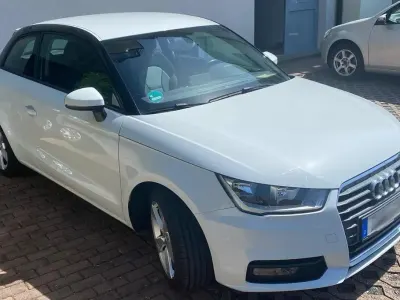 Gebraucht Audi A1 Sport 82 PS (60 kW) 2017 Weiß Kleinwagen