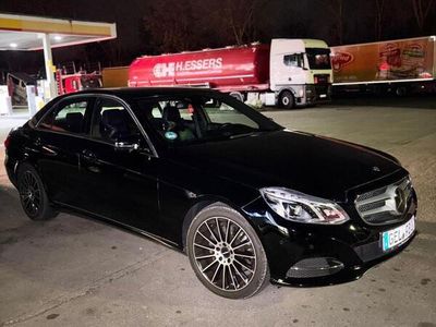Mercedes E300