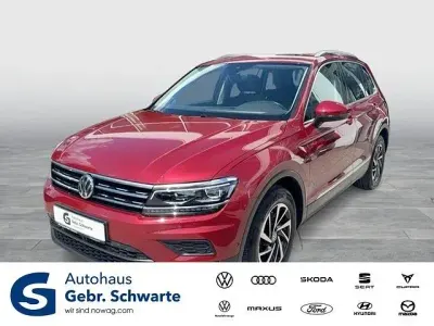 Gebraucht VW Tiguan Join 150 PS (110 kW) 2018 Rot SUV