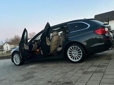 Gebraucht BMW 525 204 PS (150 kW) 2011 Grau Kombi