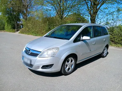 Gebraucht Opel Zafira 110 PS (80 kW) 2008 Grau Van / Kleinbus