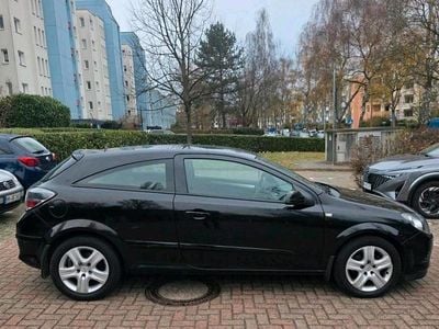 Schwarz Gebraucht 2009 Opel Astra GTC Eco Kleinwagen | 3.750 € (Fairer Preis)