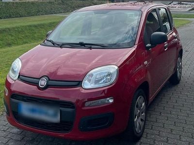 Second-hand Fiat Panda 69 CP (50 kW) 2012 Roșu Hatchback