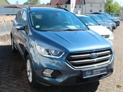 Gebraucht Ford Kuga ST-Line 150 PS (110 kW) 2019 Blau SUV