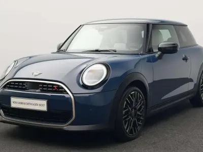 Gebraucht Mini Cooper S Favoured 204 PS (150 kW) 2025 Blau Kleinwagen