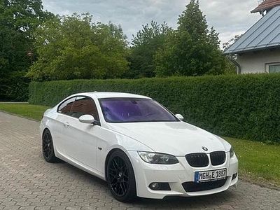Weiß Gebraucht 2008 BMW 325 Coupé | 12.000 € (Teuer)