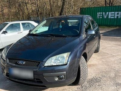 Second-hand Ford Focus 125 CP (91 kW) 2007 Gri Hatchback