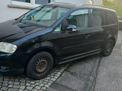 Gebraucht VW Touran 105 PS (77 kW) 2006 Schwarz Van / Kleinbus