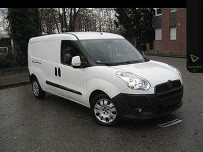 Gebraucht Fiat Doblò Lounge 95 PS (69 kW) 2016 Weiß Van / Kleinbus