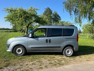 Gebraucht Fiat Doblò 135 PS (99 kW) 2011 Grau Van / Kleinbus