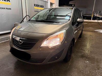 Gebraucht Opel Meriva 120 PS (88 kW) 2010 Braun Van / Kleinbus
