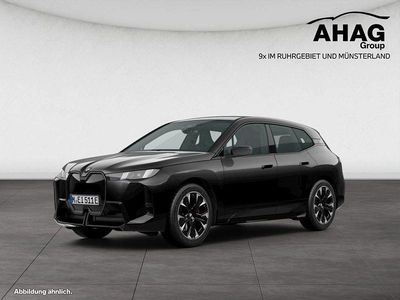 Nouă BMW iX M Sport 300 kW (408 CP) 2026 Negru SUV