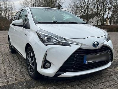 Weiß Gebraucht 2018 Toyota Yaris Kleinwagen | 13.850 € (Fairer Preis)