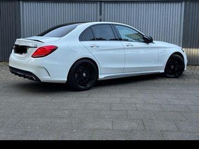 Mercedes C63 AMG