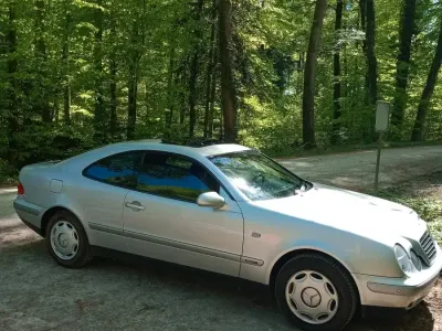 Gebraucht Mercedes CLK200 136 PS (100 kW) 1998 Silber Coupé