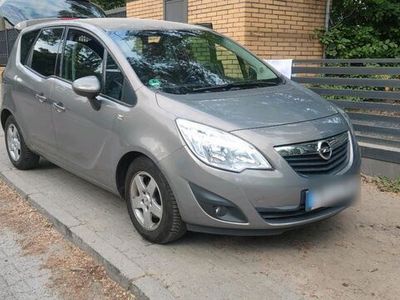 gebraucht Opel Meriva 2011 Rentner 96000km Top Zustand