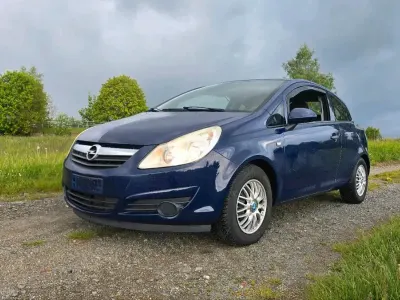 Usado Opel Corsa 60 HP (44 kW) 2009 Azul Citadino