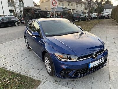 Second-hand VW Polo R-line 110 CP (80 kW) 2023 Albastru Hatchback