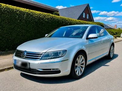 Gebraucht VW Phaeton 239 PS (175 kW) 2011 Silber Limousine