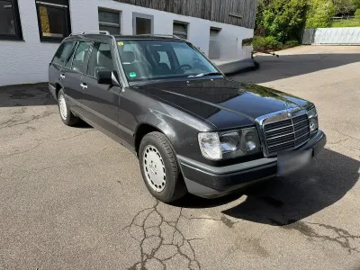 Gebraucht Mercedes E300 180 PS (132 kW) 1989 Schwarz Kombi