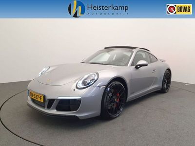 Porsche 911 Carrera 4 GTS